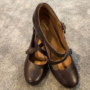 Clark’s Mary Janes almost new! Worn once!